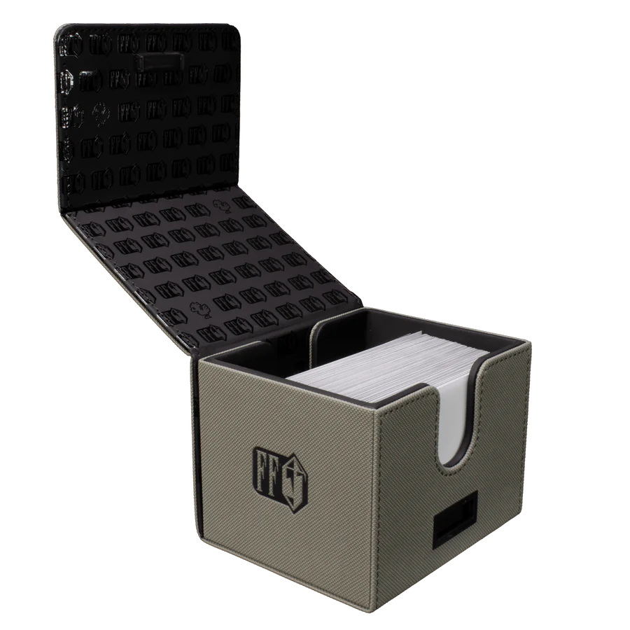 FINAL FANTASY™ Sephiroth, Planet’s Heir Premium Alcove Edge Deck Box